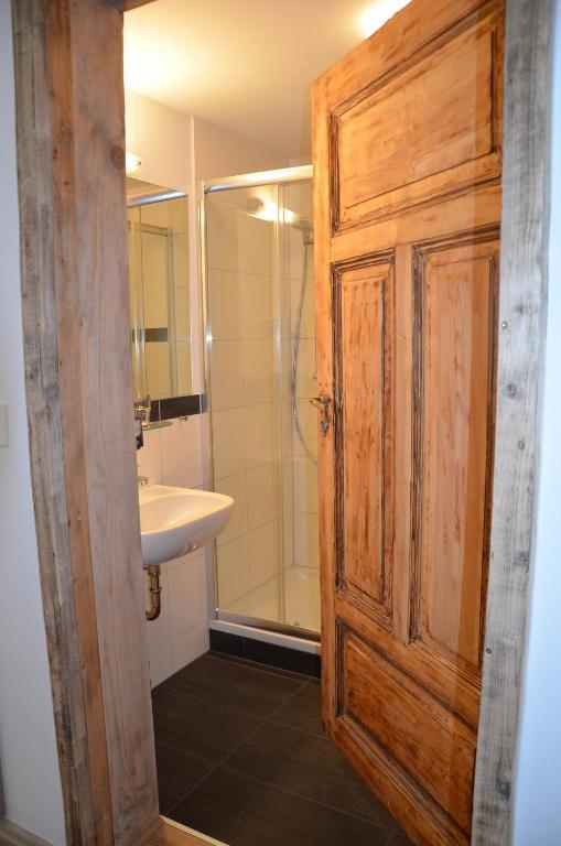 Hotel Hahnmuehle 1323 Кобург Екстериор снимка